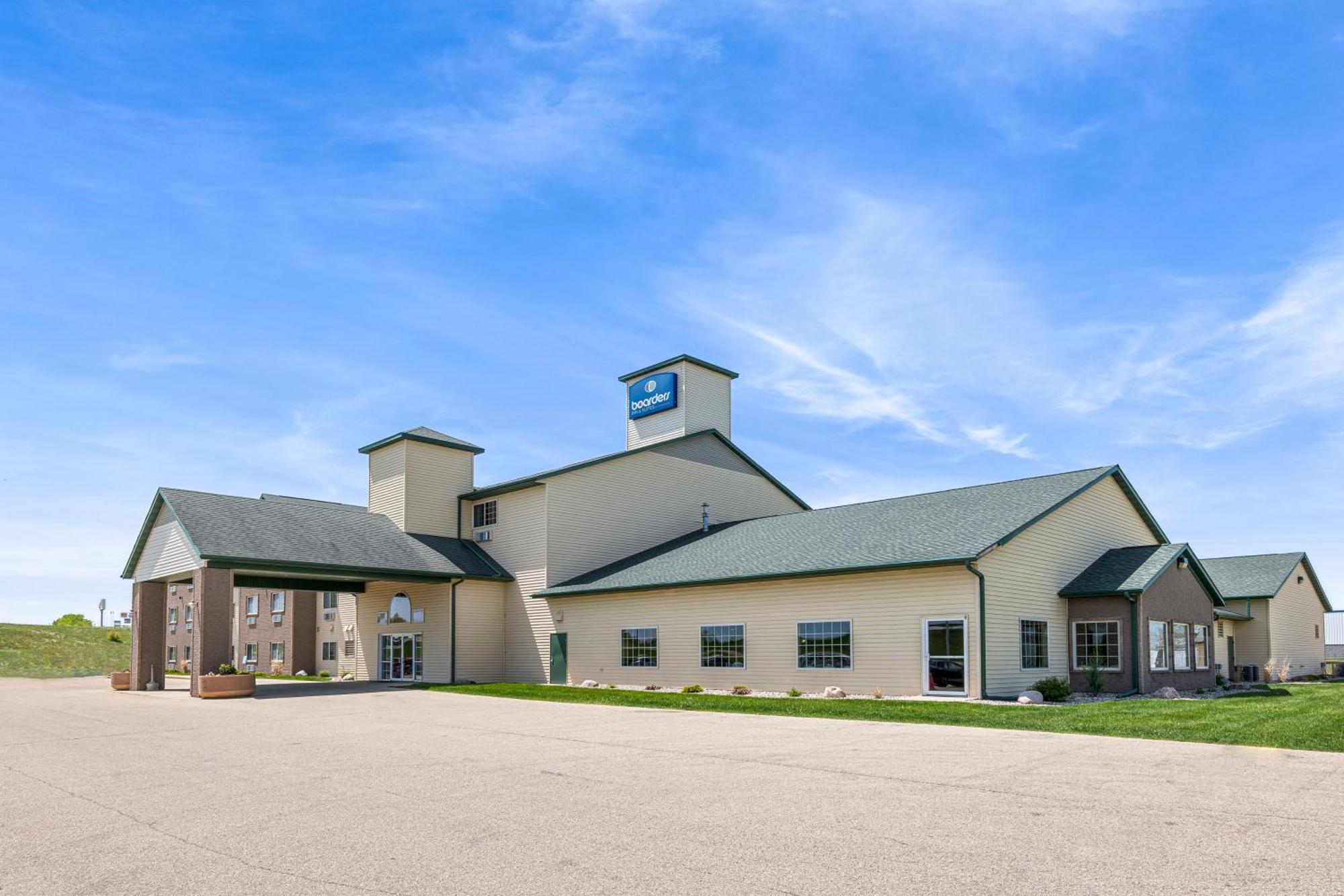 Boarders Inn & Suites By Cobblestone Hotels - Shawano Exterior foto